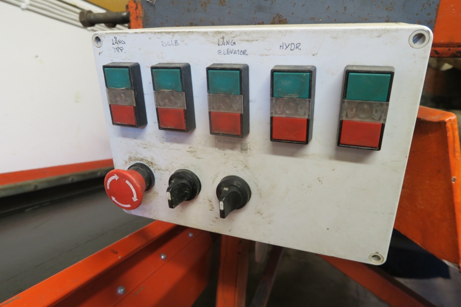 4678 EKKO  diameter grader for carrots