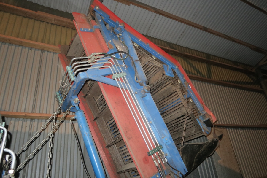 4716 Asa-Lift ST1200 carrot harvester