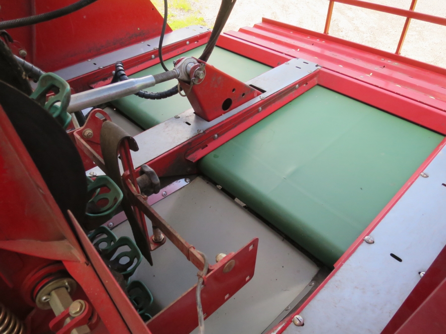 4736 Grimme GL32F potatissättare
