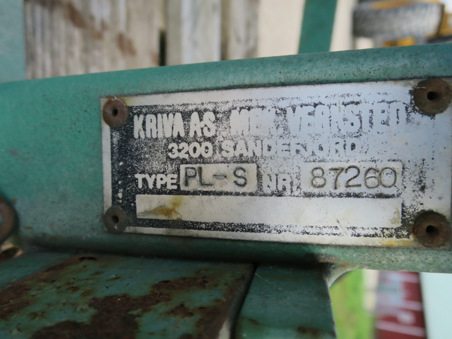4760 Kriva plastic film layer