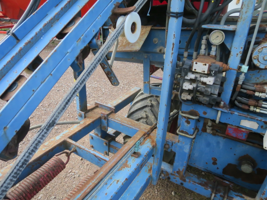 4780 Asa-Lift ST 1200 1 row carrot harvester