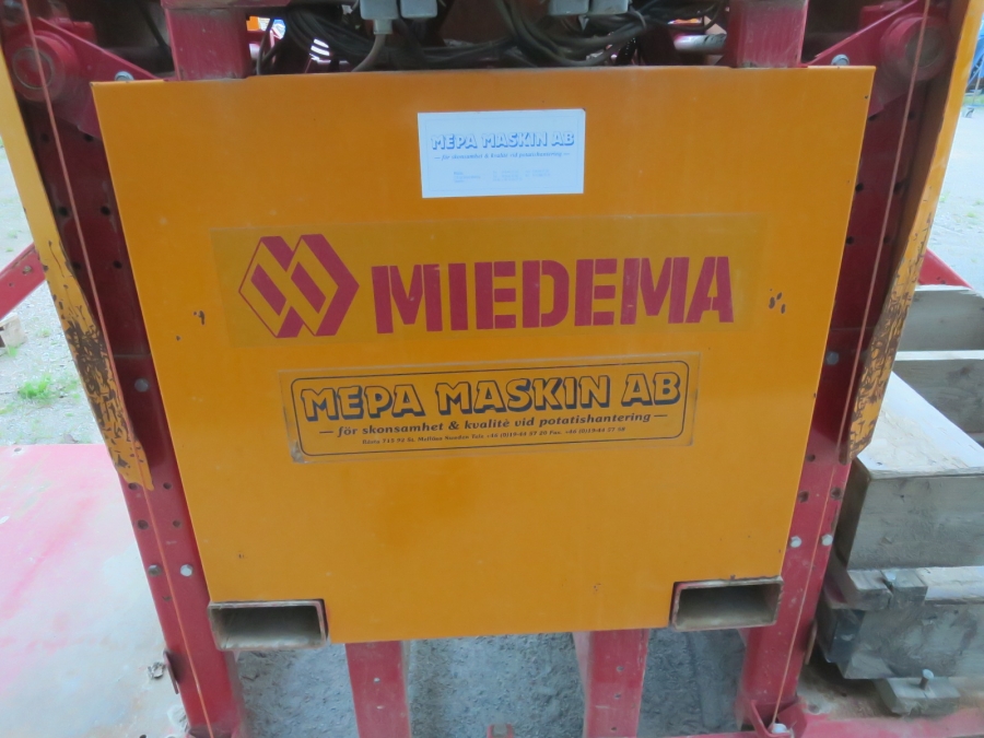 4824 Miedema AKV box filler double