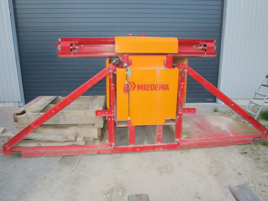 4824 Miedema AKV box filler double