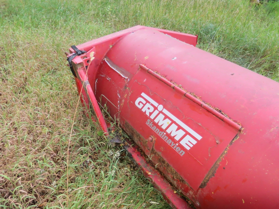 4832 Grimme Gruse haulm topper