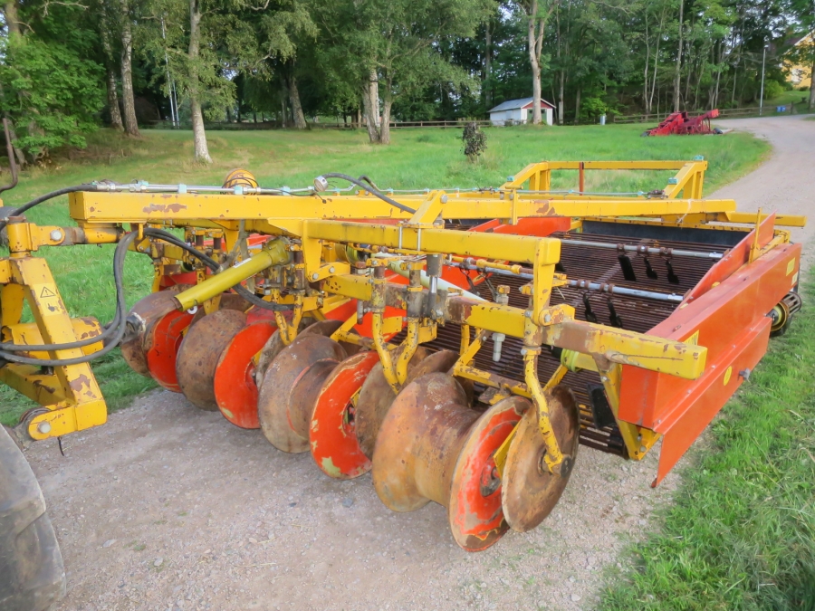 4855 Samon Windrower 4 row