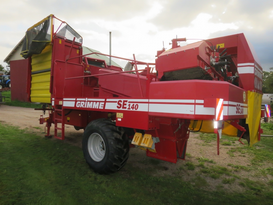 4856 Grimme SE140 potato harvester