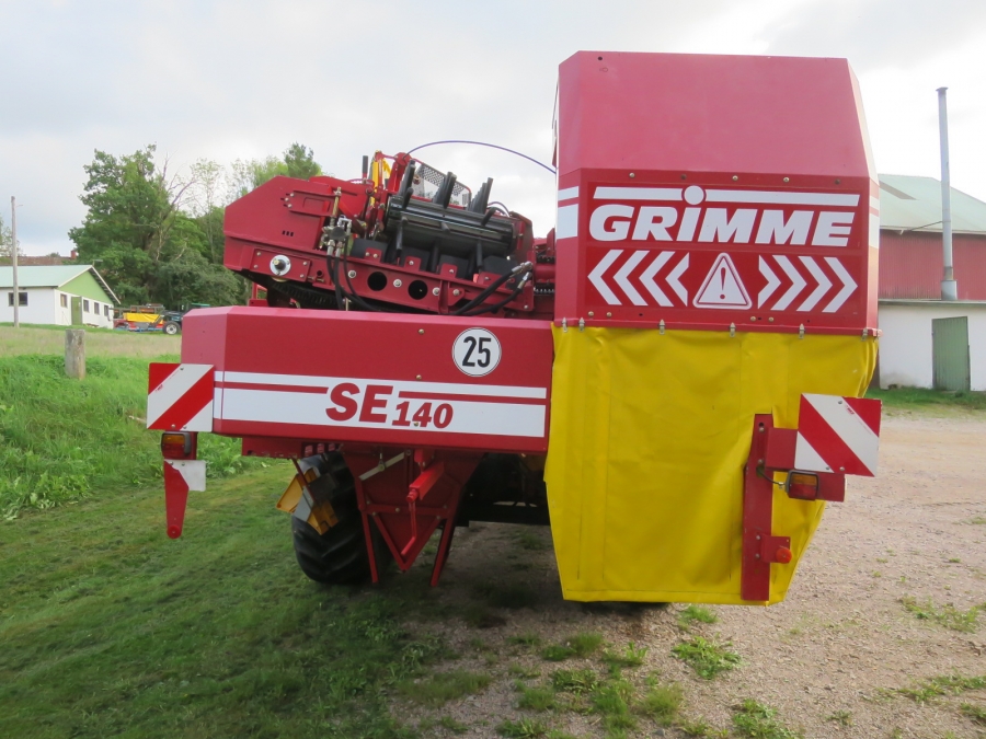 4856 Grimme SE140 potato harvester
