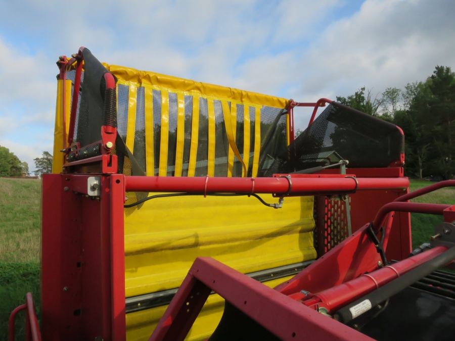 4856 Grimme SE140 potato harvester