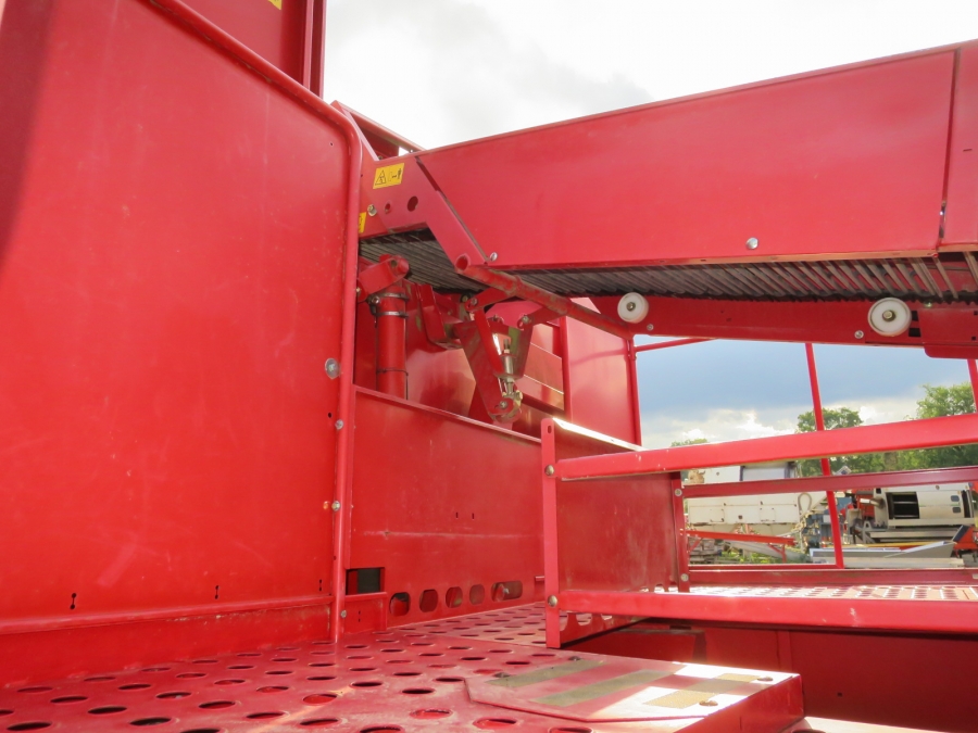 4856 Grimme SE140 potato harvester