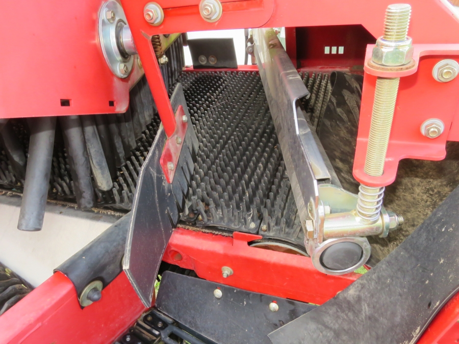 4856 Grimme SE140 potato harvester