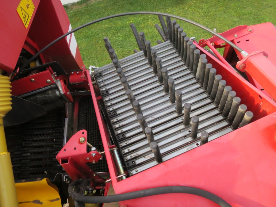 4856 Grimme SE140 potato harvester