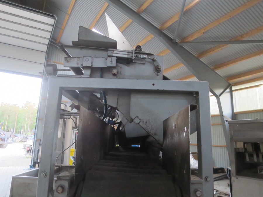 4881 Upmatic multi head weigher 1025 E 2,5-25 kg year model 2006