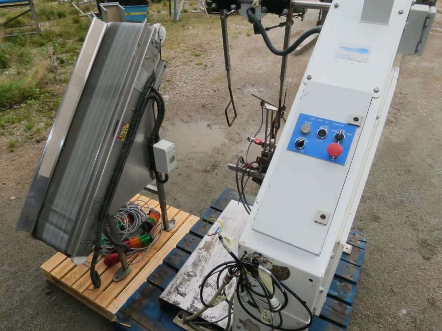 4890 Pacepacker TBC paper bagger with stitcher