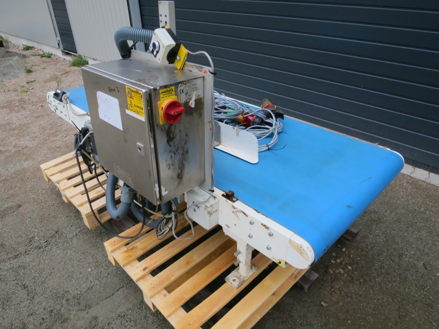4890 Pacepacker TBC paper bagger with stitcher