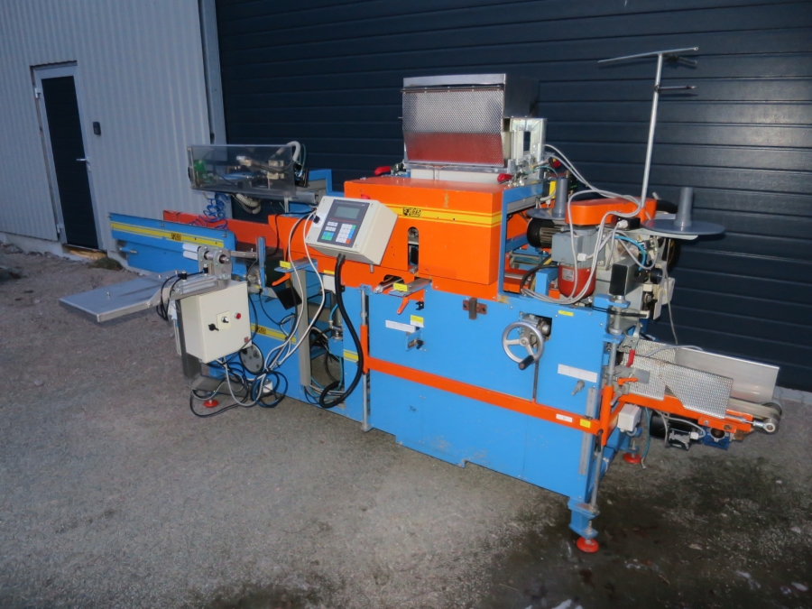 4962 EMVE BE5000 paper bagger