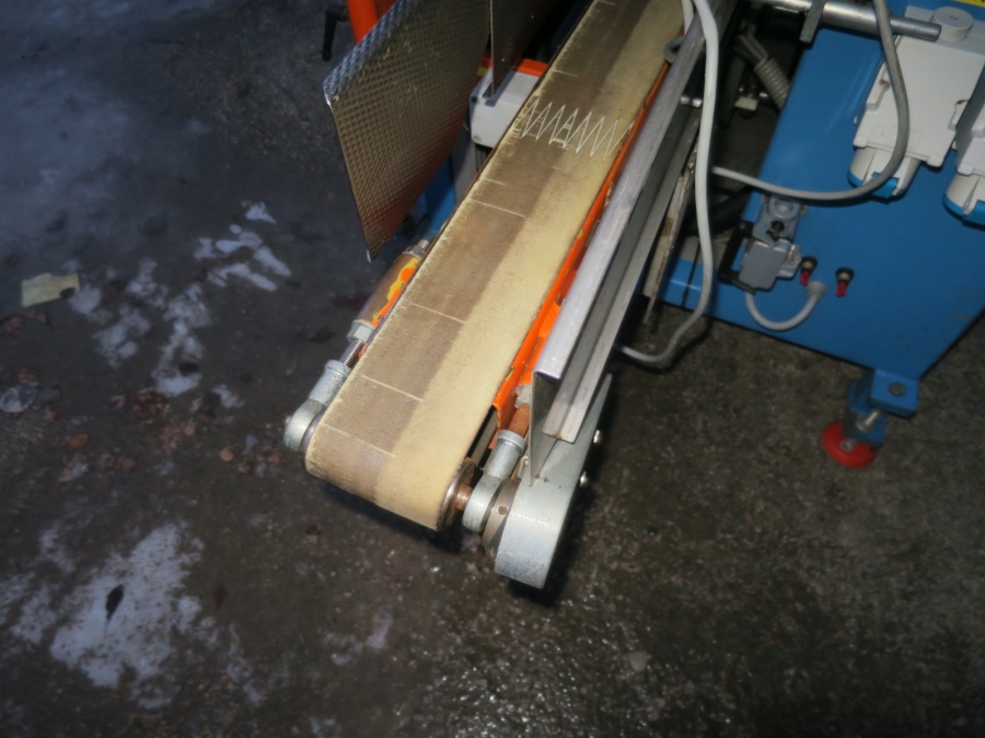 4962 EMVE BE5000 paper bagger