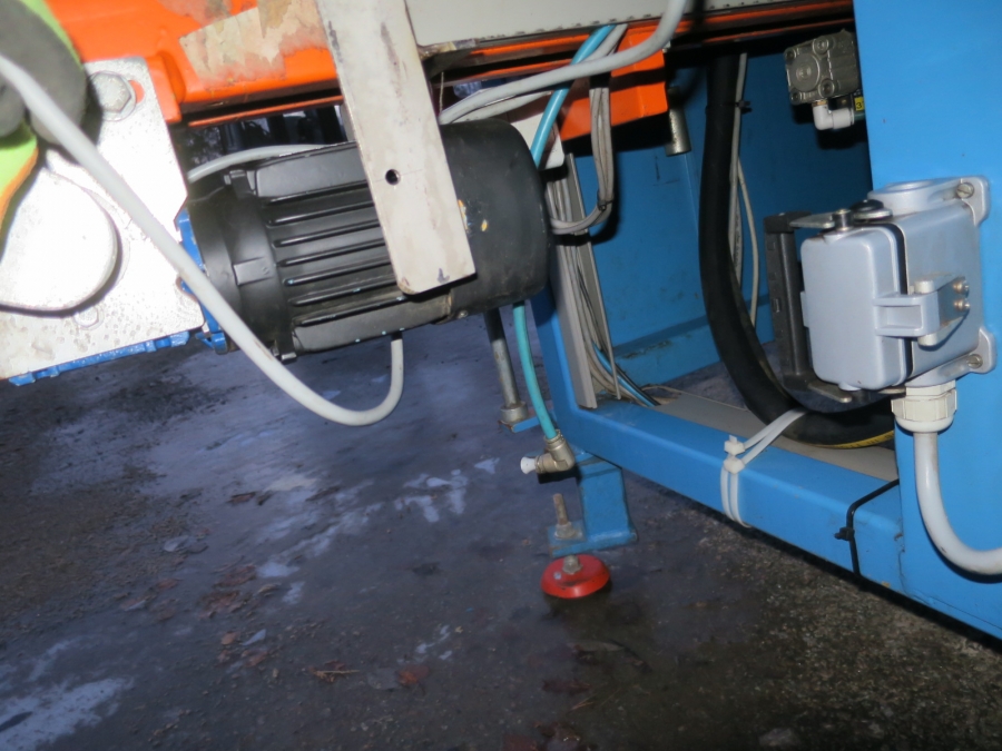 4962 EMVE BE5000 paper bagger