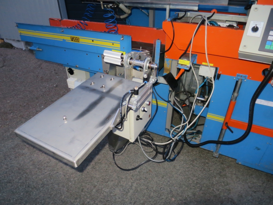 4962 EMVE BE5000 paper bagger