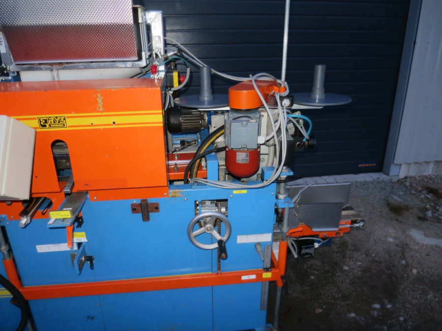4962 EMVE BE5000 paper bagger
