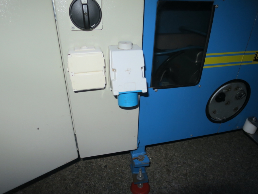 4962 EMVE BE5000 paper bagger