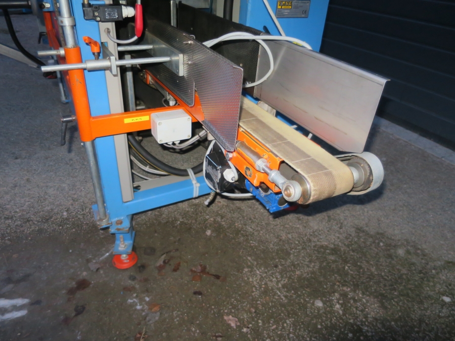 4962 EMVE BE5000 paper bagger