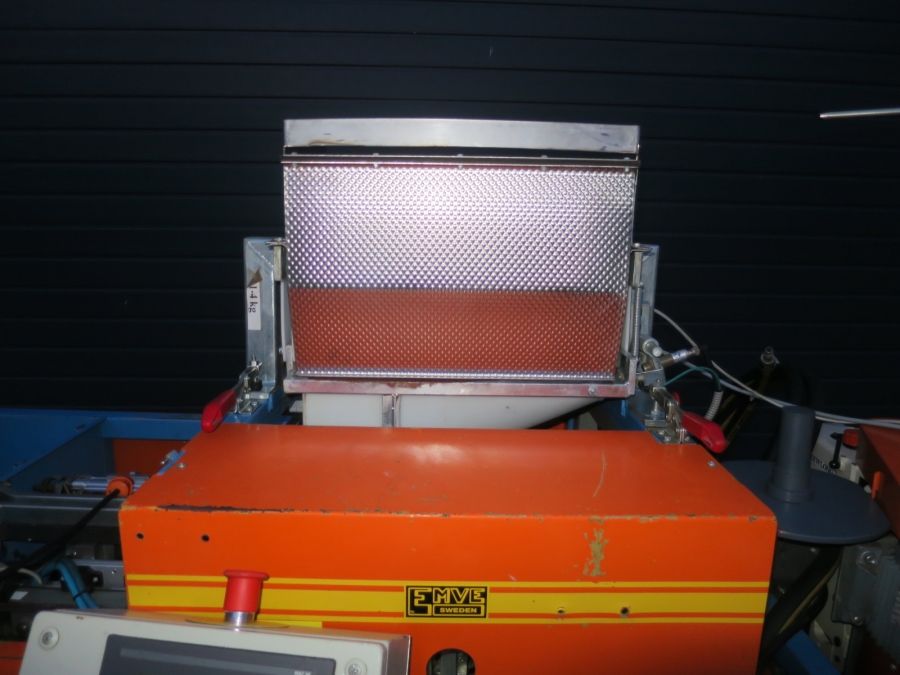 4962 EMVE BE5000 paper bagger