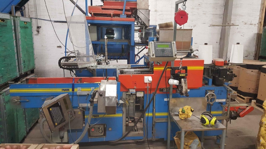 4992 EMVE BE5000 paper bagger