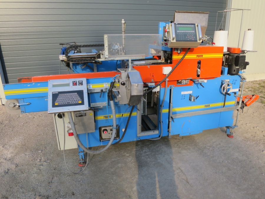 4992 EMVE BE5000 paper bagger
