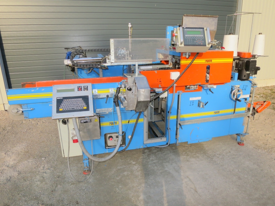 4992 EMVE BE5000 paper bagger