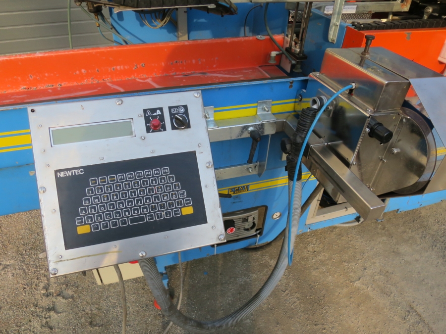 4992 EMVE BE5000 paper bagger