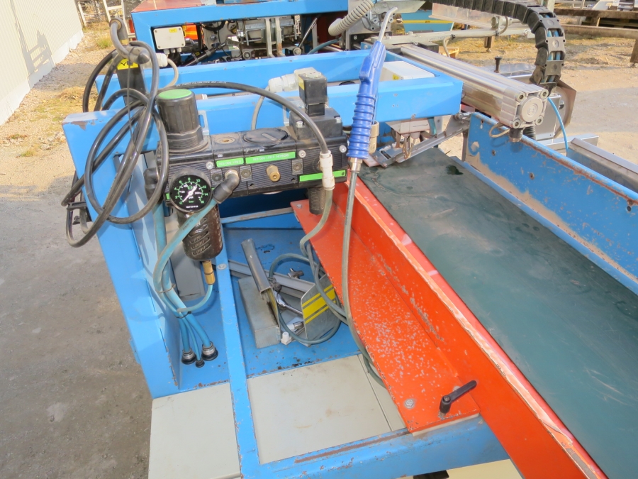 4992 EMVE BE5000 paper bagger