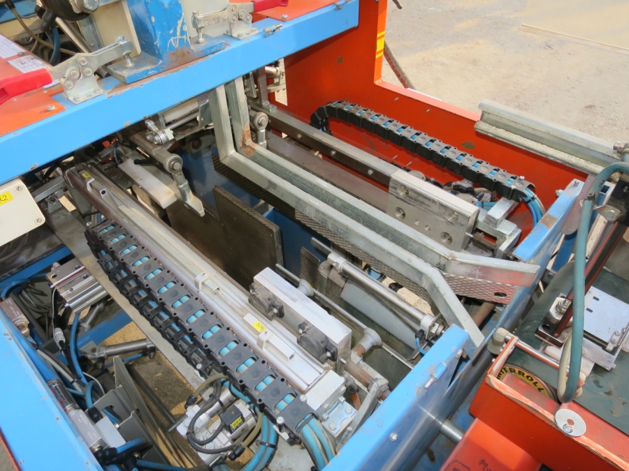 4992 EMVE BE5000 paper bagger