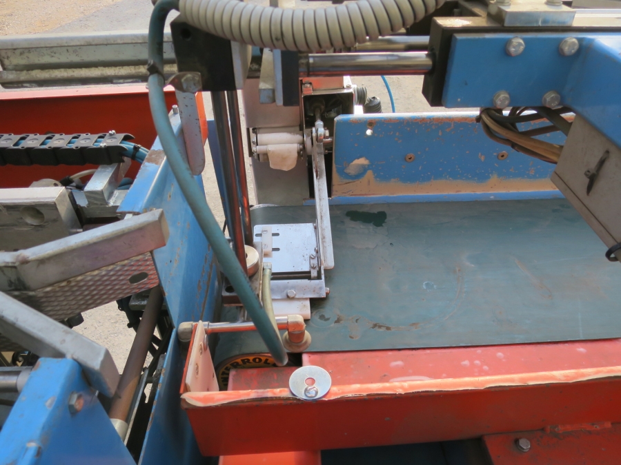4992 EMVE BE5000 paper bagger