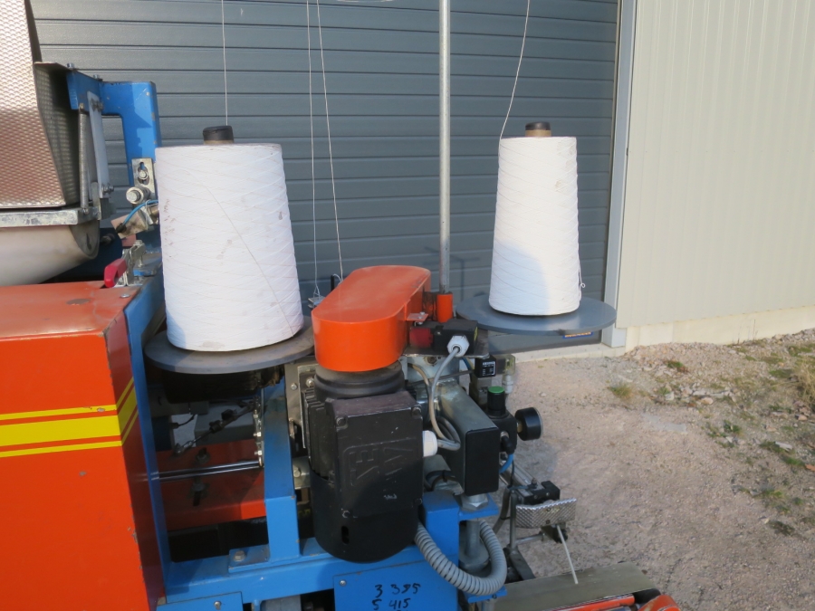 4992 EMVE BE5000 paper bagger