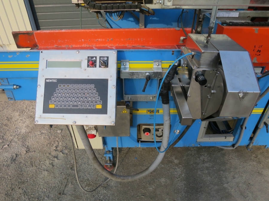 4992 EMVE BE5000 paper bagger