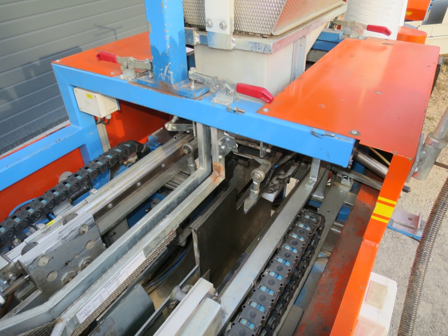 4992 EMVE BE5000 paper bagger