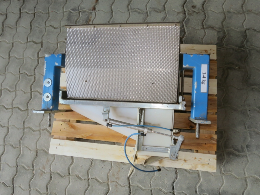 4992 EMVE BE5000 paper bagger