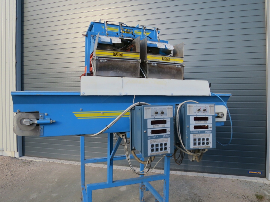 4992 EMVE BE5000 paper bagger