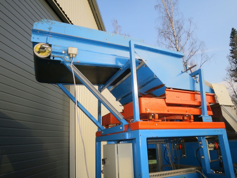 4992 EMVE BE5000 paper bagger