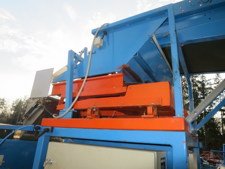 4992 EMVE BE5000 paper bagger