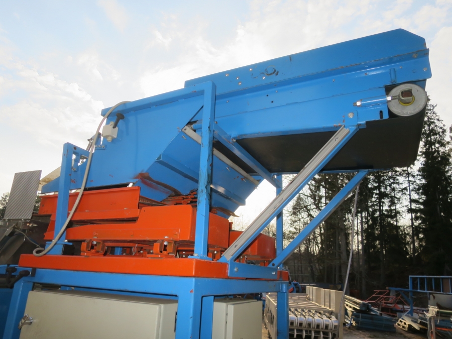 4992 EMVE BE5000 paper bagger