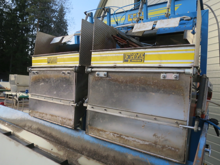 4992 EMVE BE5000 paper bagger