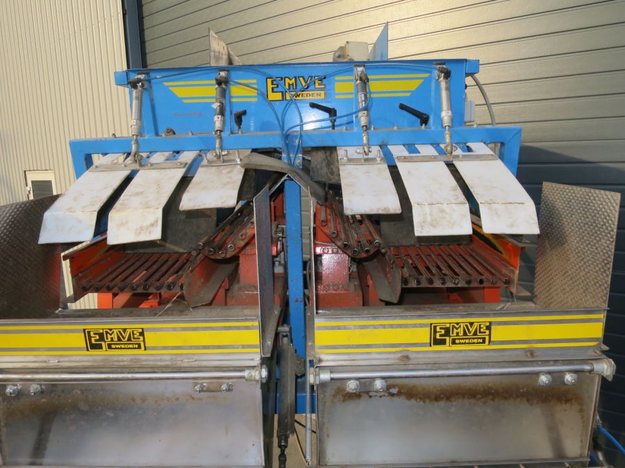 4992 EMVE BE5000 paper bagger