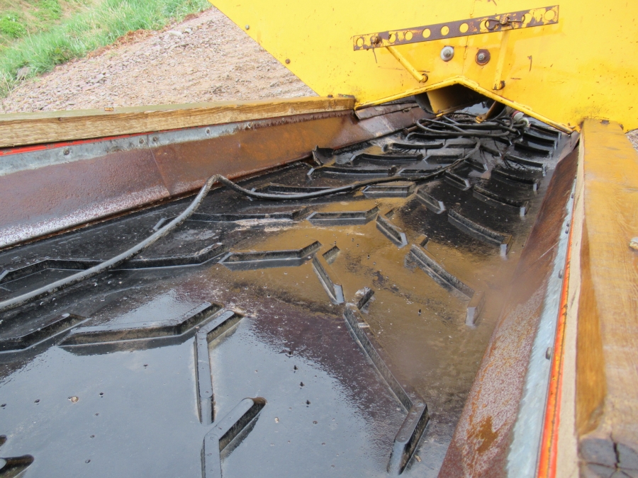 5027 Climax receiving hopper