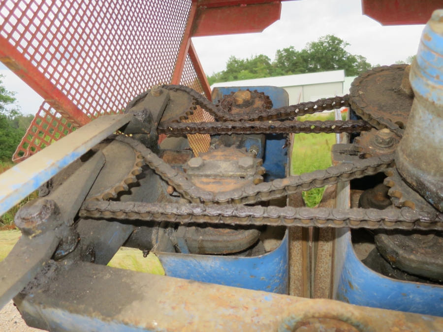 5036 Asa-Lift carrot harvester mounted