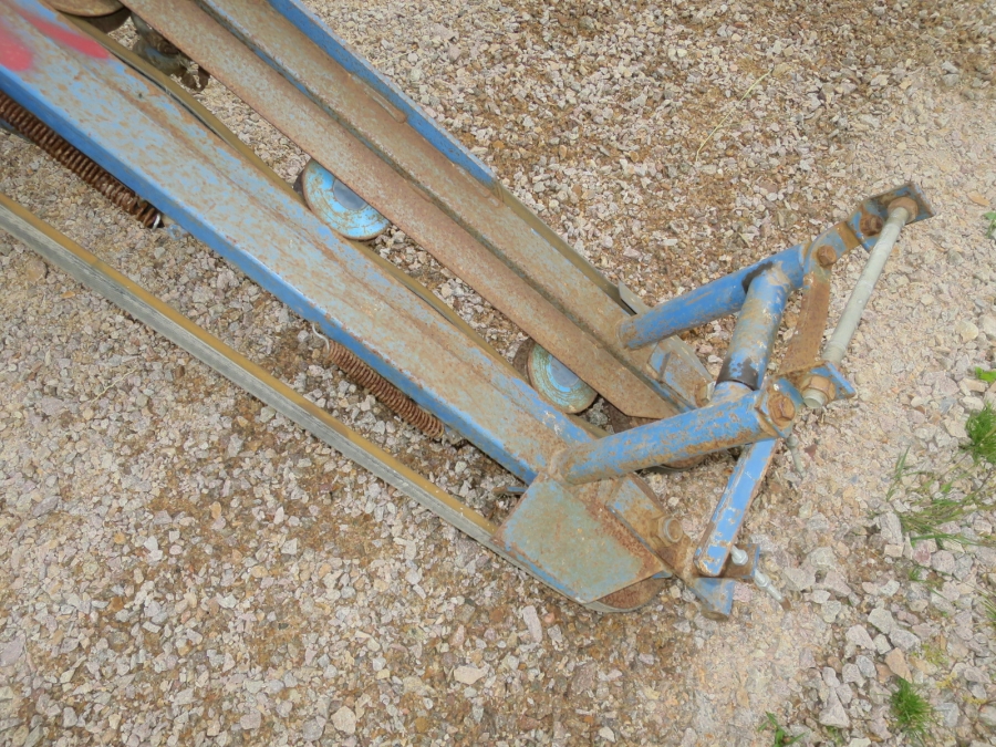 5036 Asa-Lift carrot harvester mounted