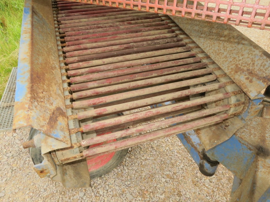5036 Asa-Lift carrot harvester mounted