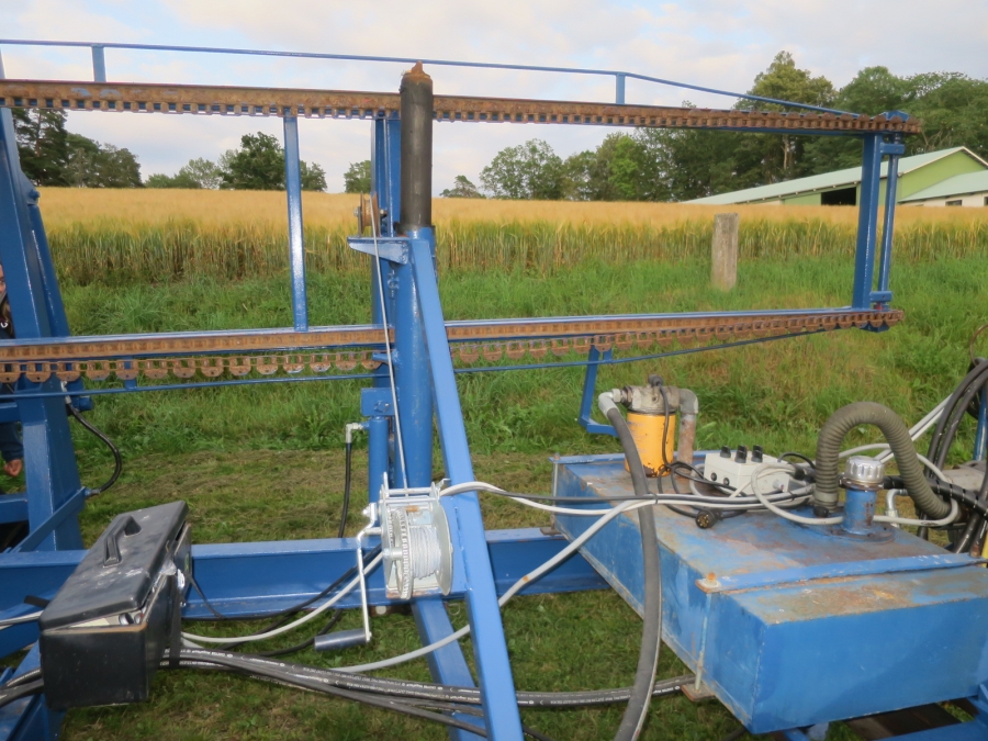 5076 Asa-lift carrot harvester with auto box filling