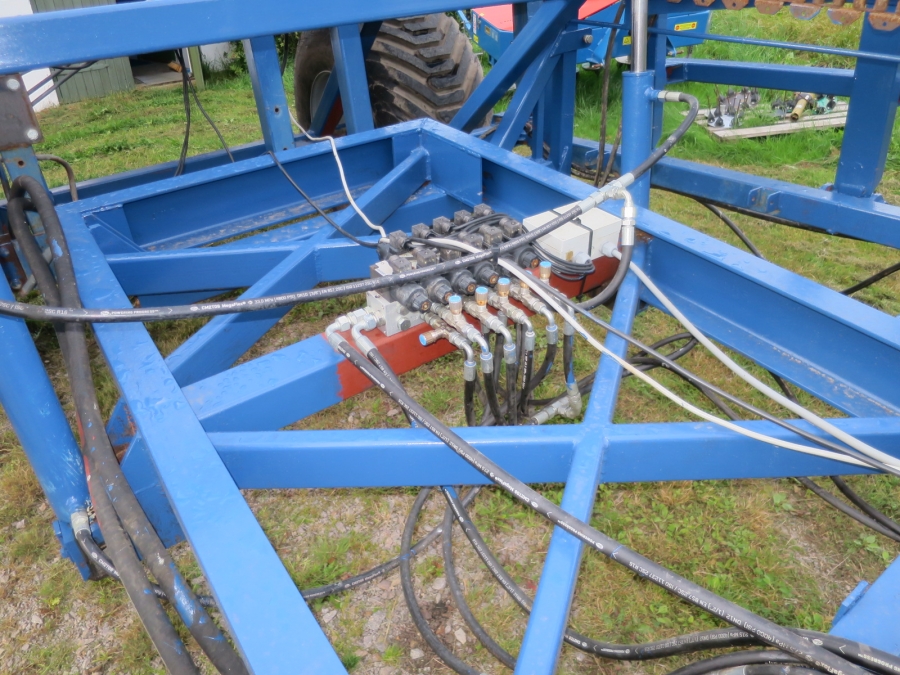 5076 Asa-lift carrot harvester with auto box filling