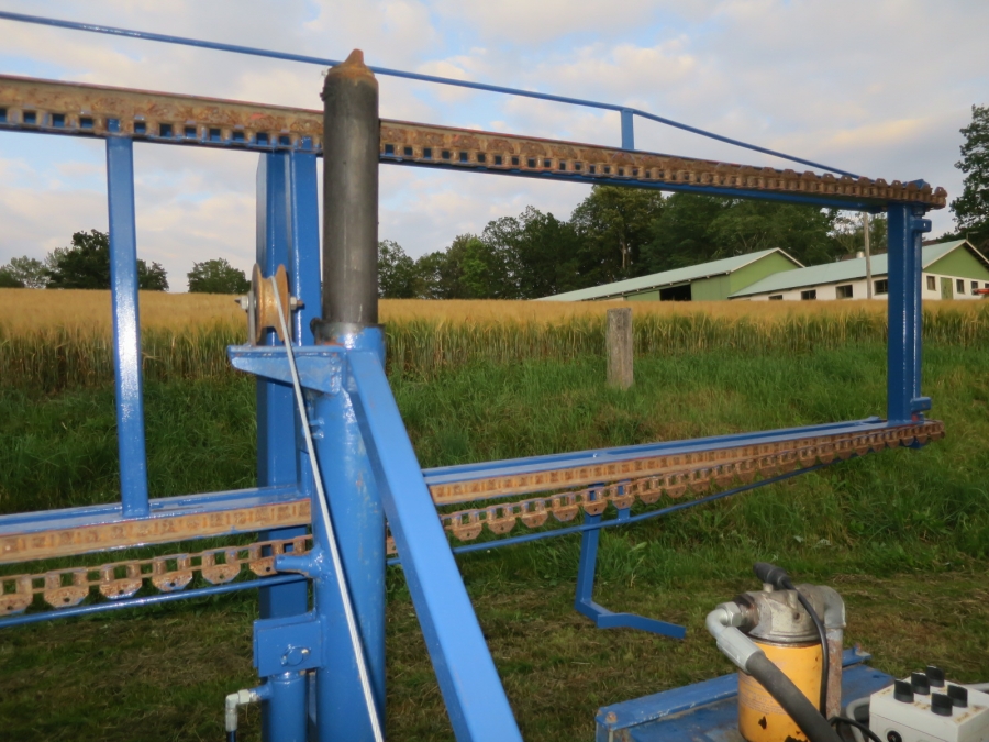 5076 Asa-lift carrot harvester with auto box filling